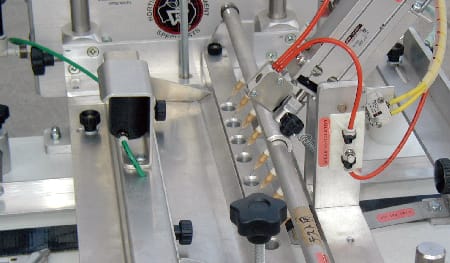 ニードル式播種機🄷 KW-A25型